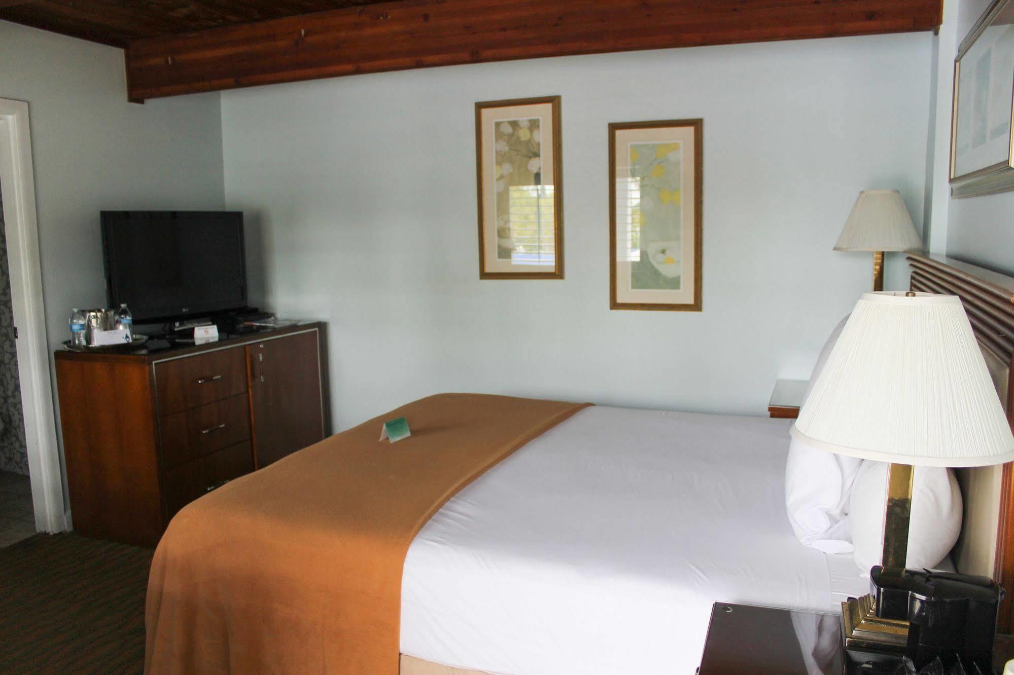 Rhumcay Beach Resort And Grille フォート・ピアス エクステリア 写真